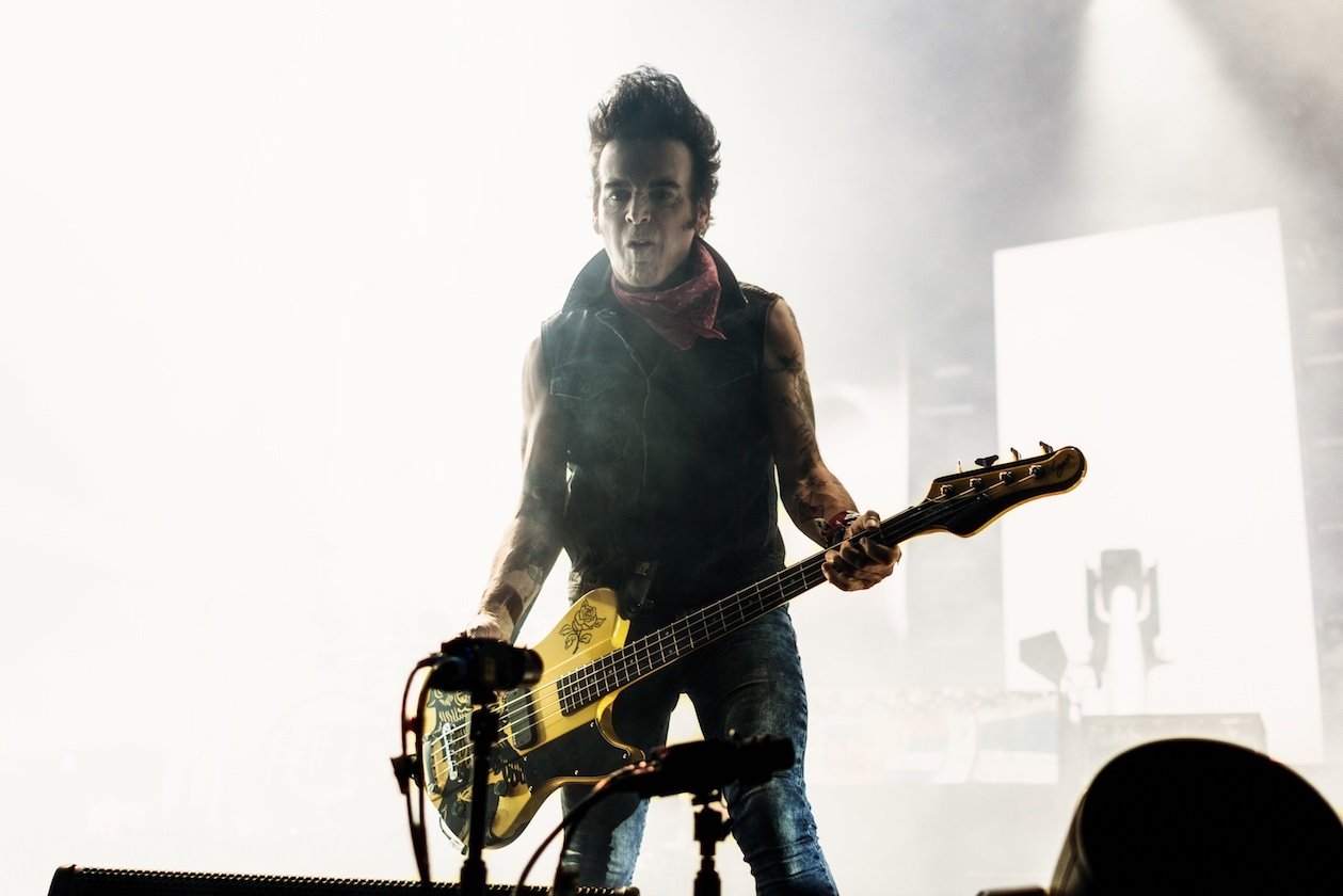 The Cure – Der 'Blast from the past' geht immer: Robert Smith und Gesellen on tour. – Simon Gallup.