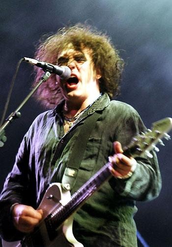 Neues Album, neue Festivaltour: The Cure begeistern in Neuhausen Ob Eck. – couldn't love me more