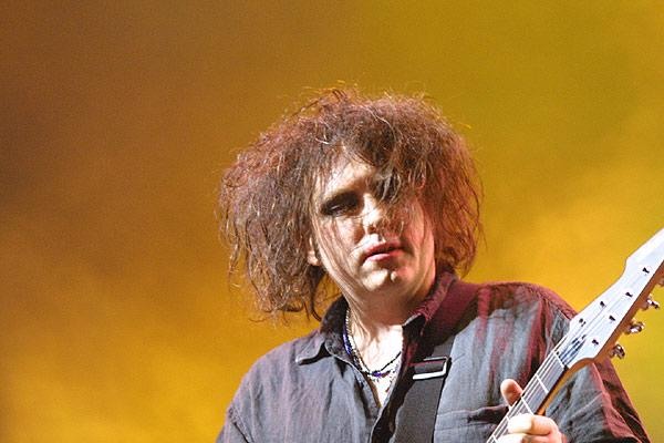 Neues Album, neue Festivaltour: The Cure begeistern in Neuhausen Ob Eck. – Troubled in their dreams again