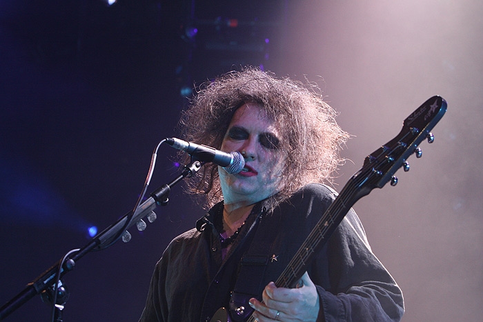 The Cure – Vergöttert wie eh und je: Robert Smith und Co. 2008 live in München. – 