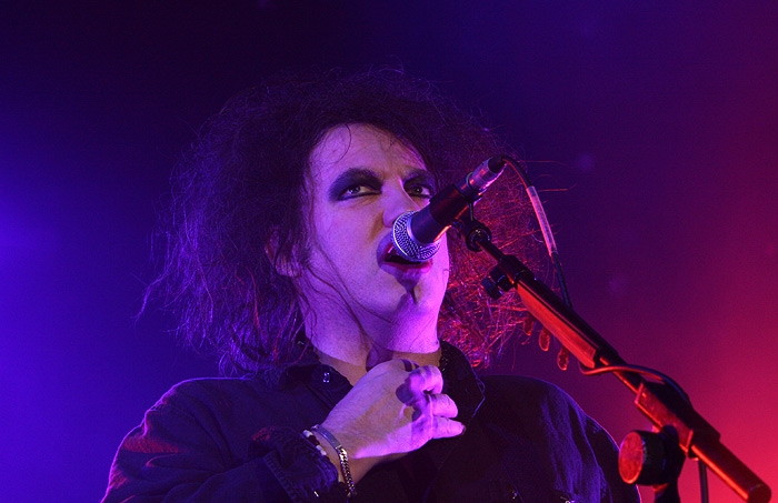 The Cure – Vergöttert wie eh und je: Robert Smith und Co. 2008 live in München. – 