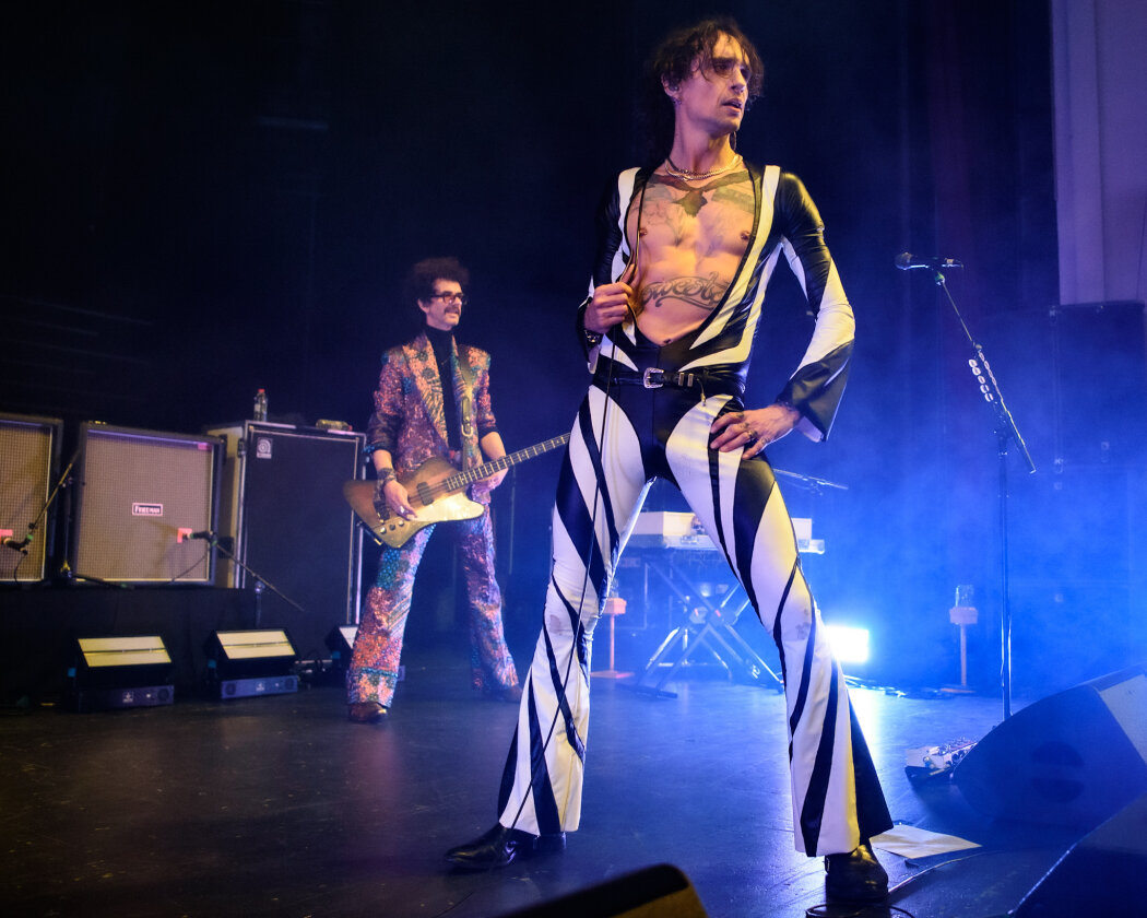 The Darkness – The Darkness.