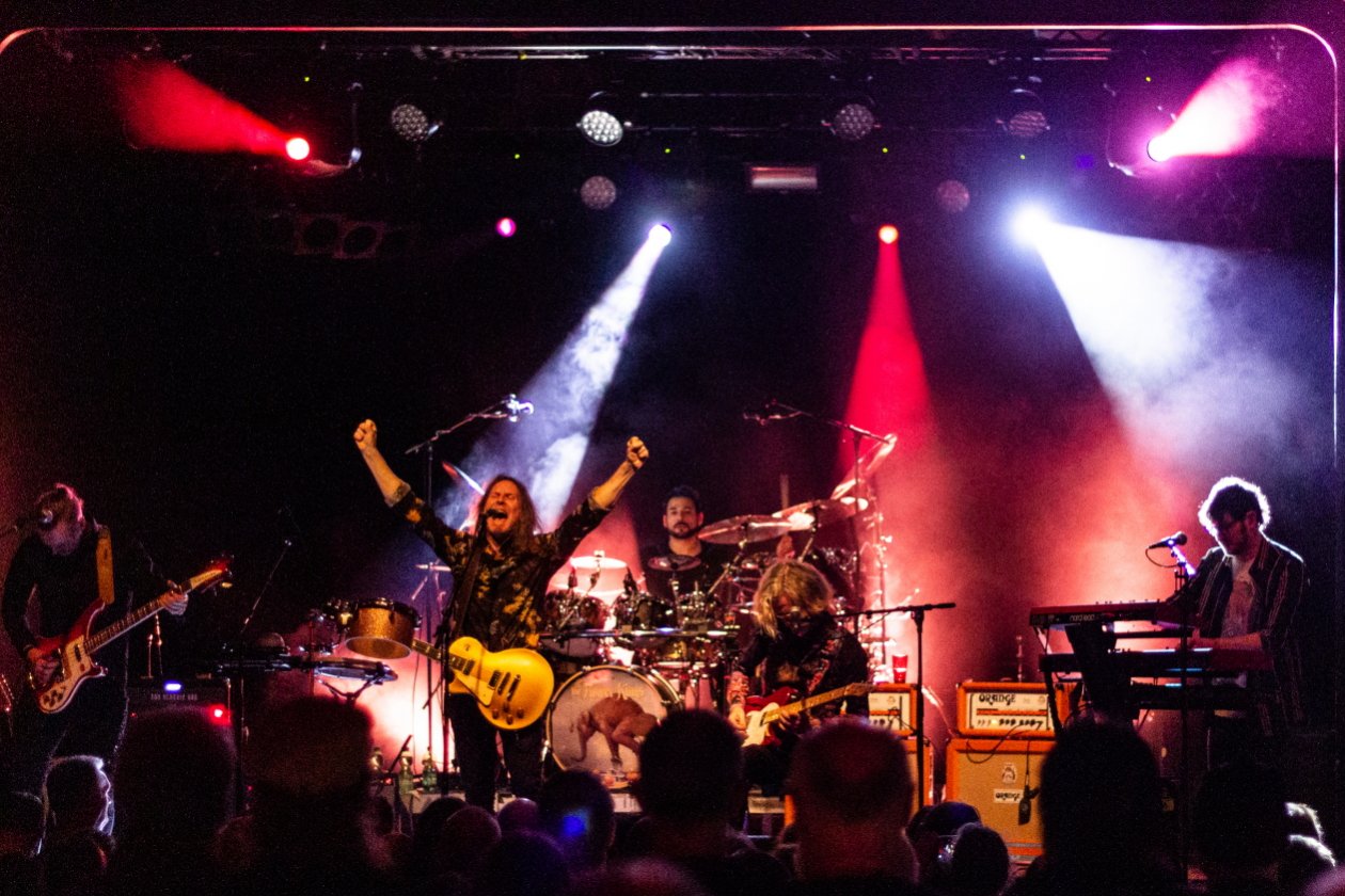 Die Blumenkönige live mit Support von Rikard Sjöblom und iamthemorning. – The Flower Kings in Berlin.