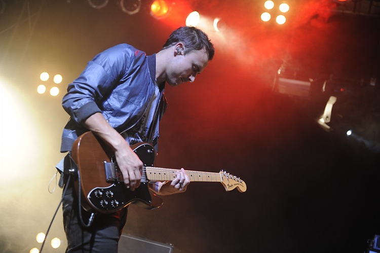 The Fray 2009 live in der Essigfabrik. – Am 7. Mai 2009 stand schon eine lange Schlange ...