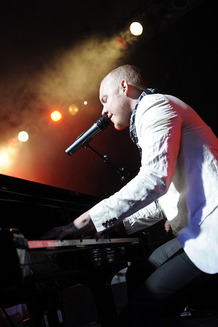 The Fray 2009 live in der Essigfabrik. – ... macht Isaacs Stimme Gänsehaut!