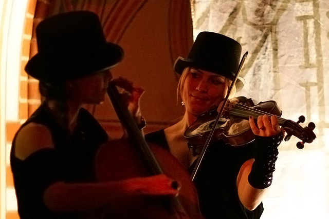 The Good, The Bad And The Queen – Ein außergewöhnliches Konzert in der lutherischen Kölner Kulturkirche. – 