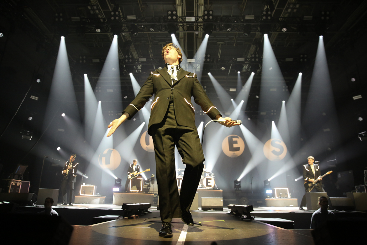 The Hives – The Hives.