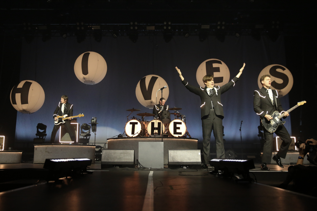The Hives – The Hives.
