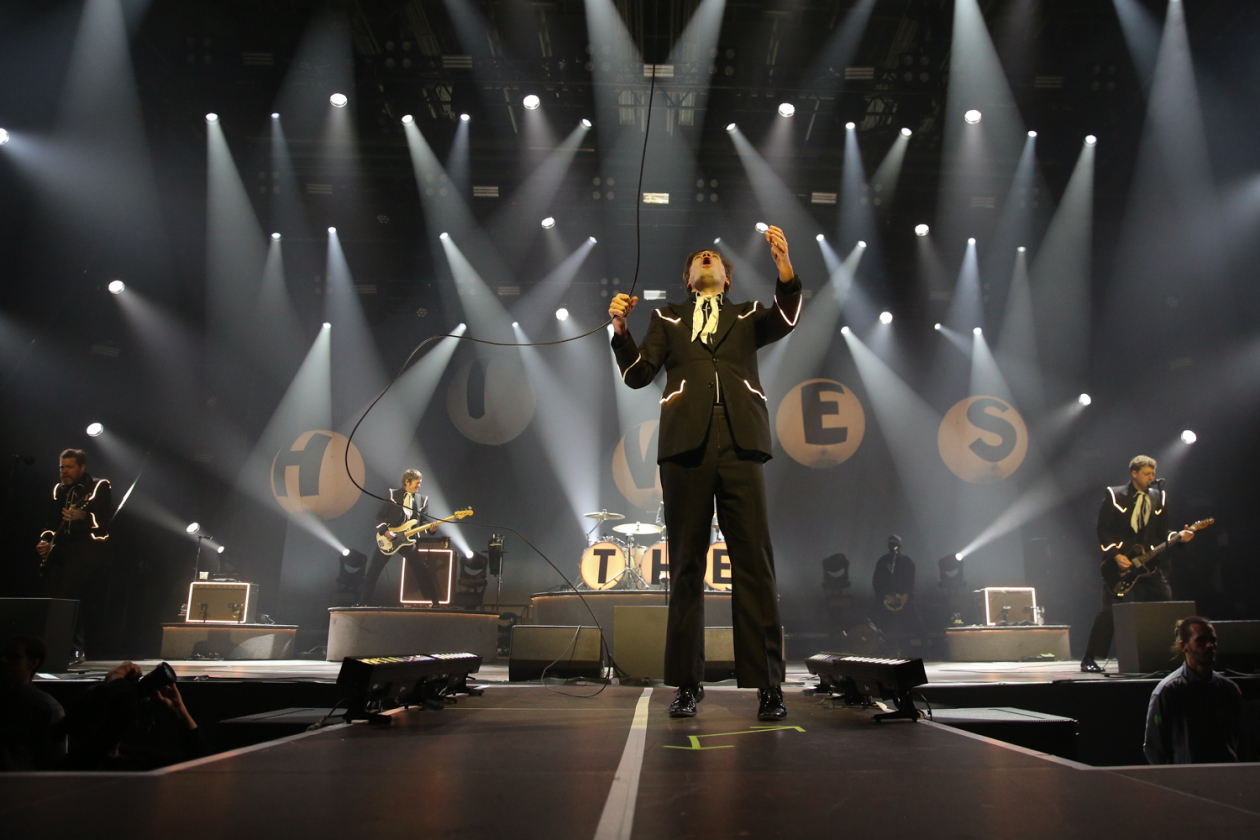 The Hives – The Hives.