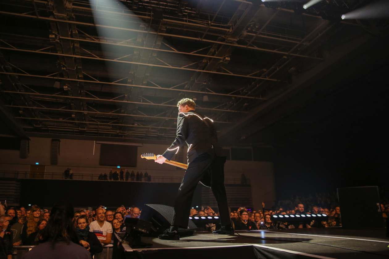 The Hives – The Hives.