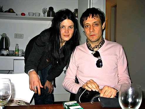 Die Bonnie und Clyde des Rock'n'Roll. – The Kills beim Interview mit laut.de