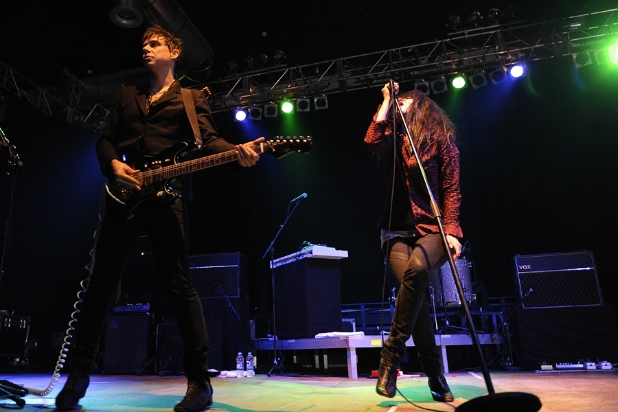 Das britische Duo sorgt für Exstase in Berlin. – The Kills.