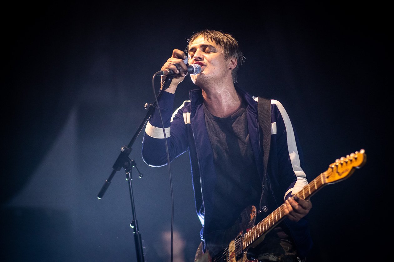 Pete Doherty, Carl Barât, John Hassall und Gary Powell live. – The Libertines.