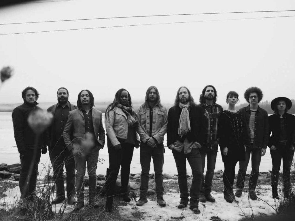 The Magpie Salute