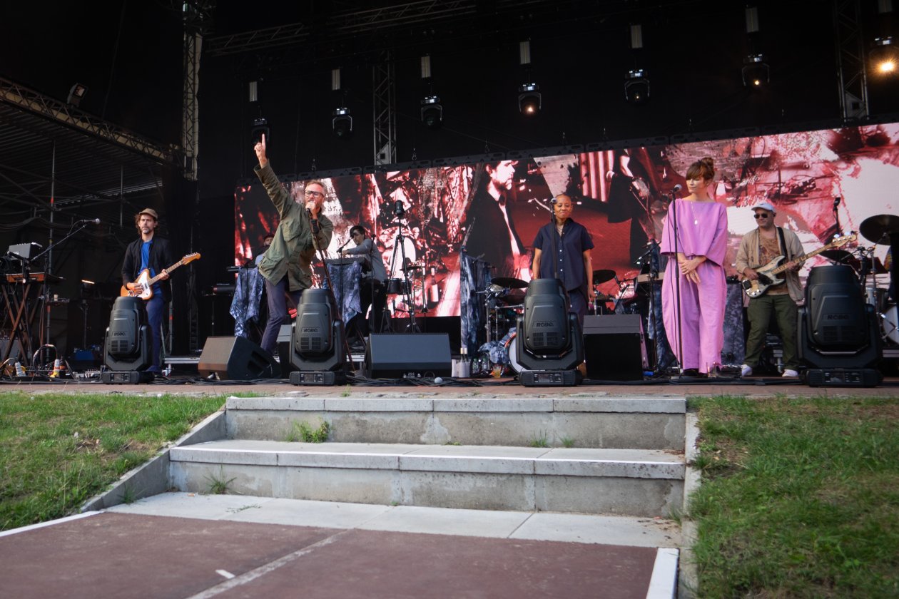 Wenn Matt Berninger und Bandkollegen die Bühne betreten, sind die Indie-Fanreihen fest geschlossen. – The National.