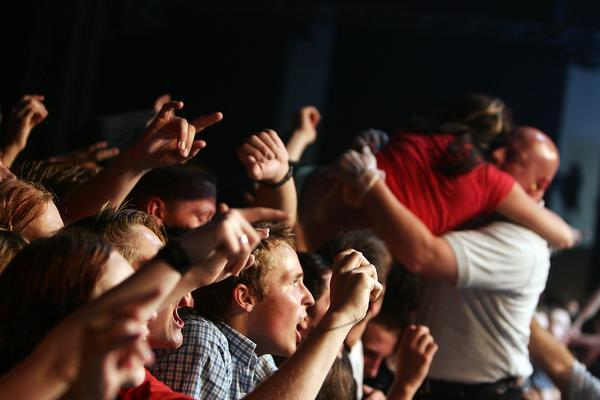 The Offspring – Laut, lauter, Offspring: Die kalifornische Punkcombo drehte (die Regler) auf. – 