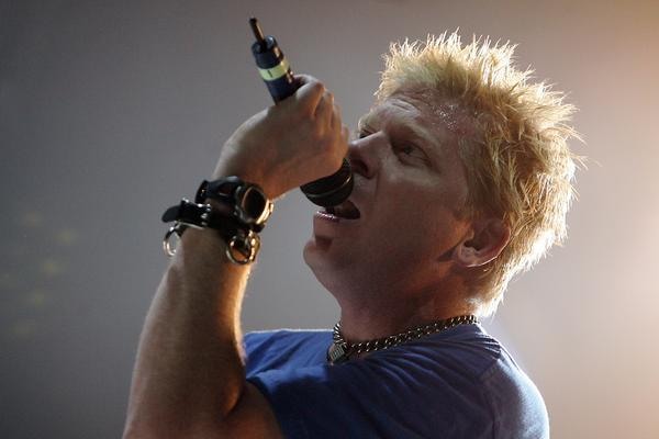 The Offspring – Laut, lauter, Offspring: Die kalifornische Punkcombo drehte (die Regler) auf. – 