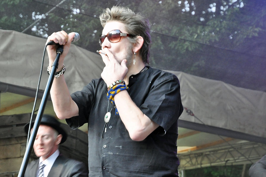 The Pogues – Gute Stimmung vor und auf Freilichtbühne Killesberg. – Tief einatmen.