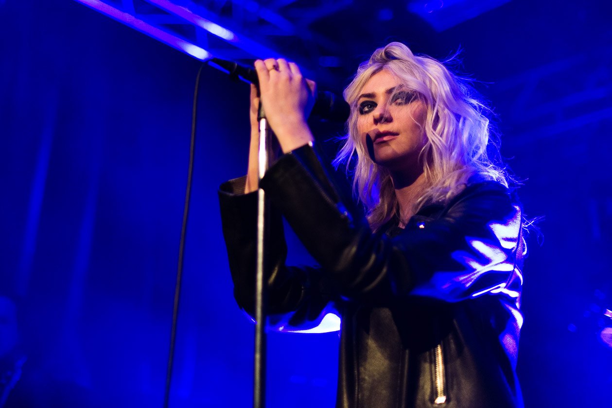The Pretty Reckless – Taylor Momsen und ihre Mannschaft beim Abstecher am Zürichsee. – Taylor.