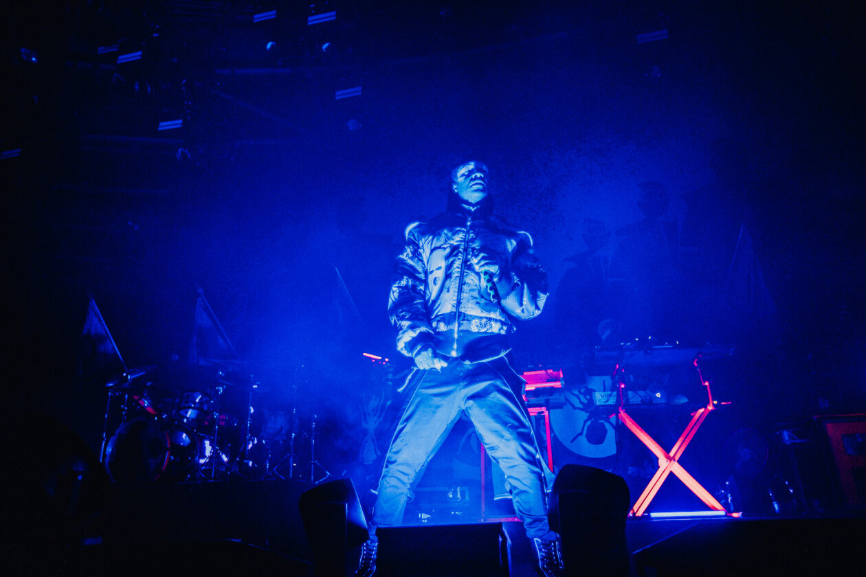 Bass-Attacke aus Großbritannien: Liam Howlett, Maxim und Band live. – The Prodigy.