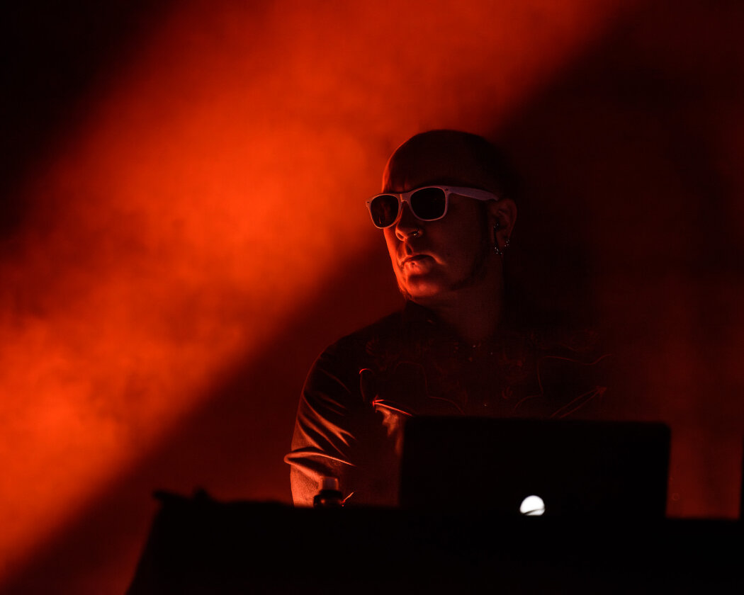 The Sisters Of Mercy – ... steht Doktor Avalanche zur Seite.
