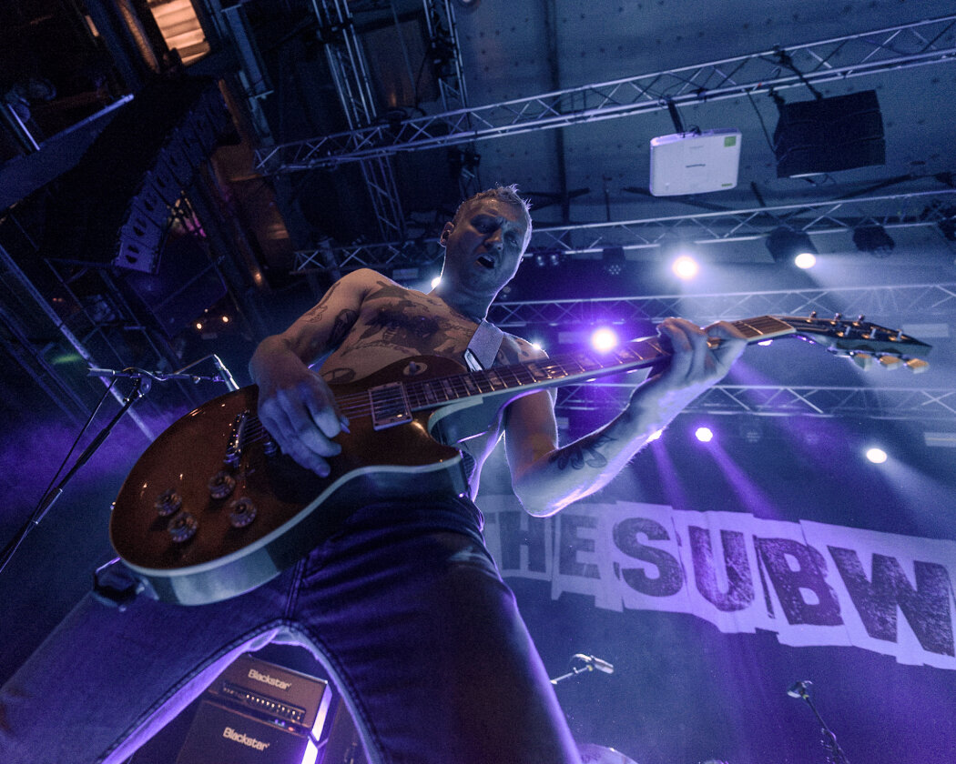 "I wanna see the good times! The good times!": The Subways live. – The Subways.