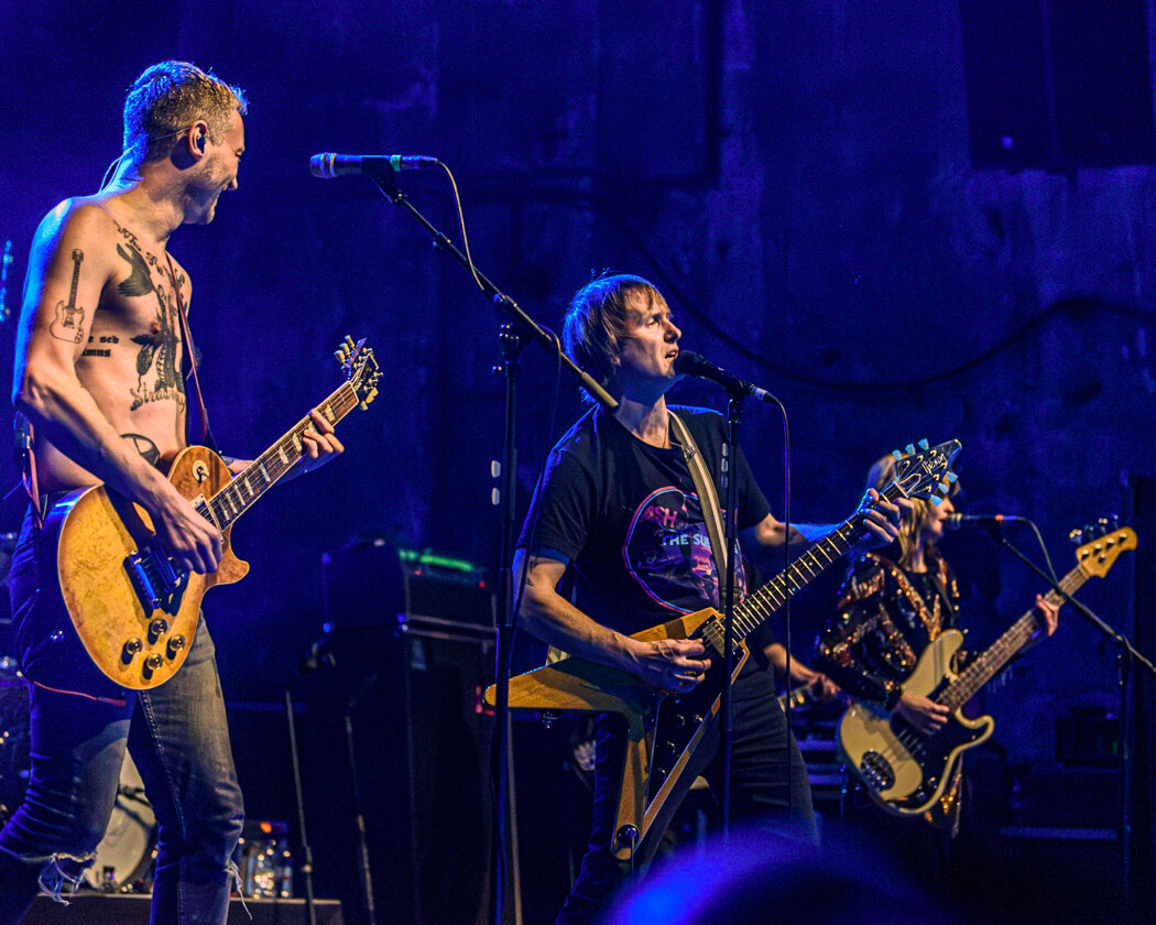 The Subways – Support on stage: Ash.