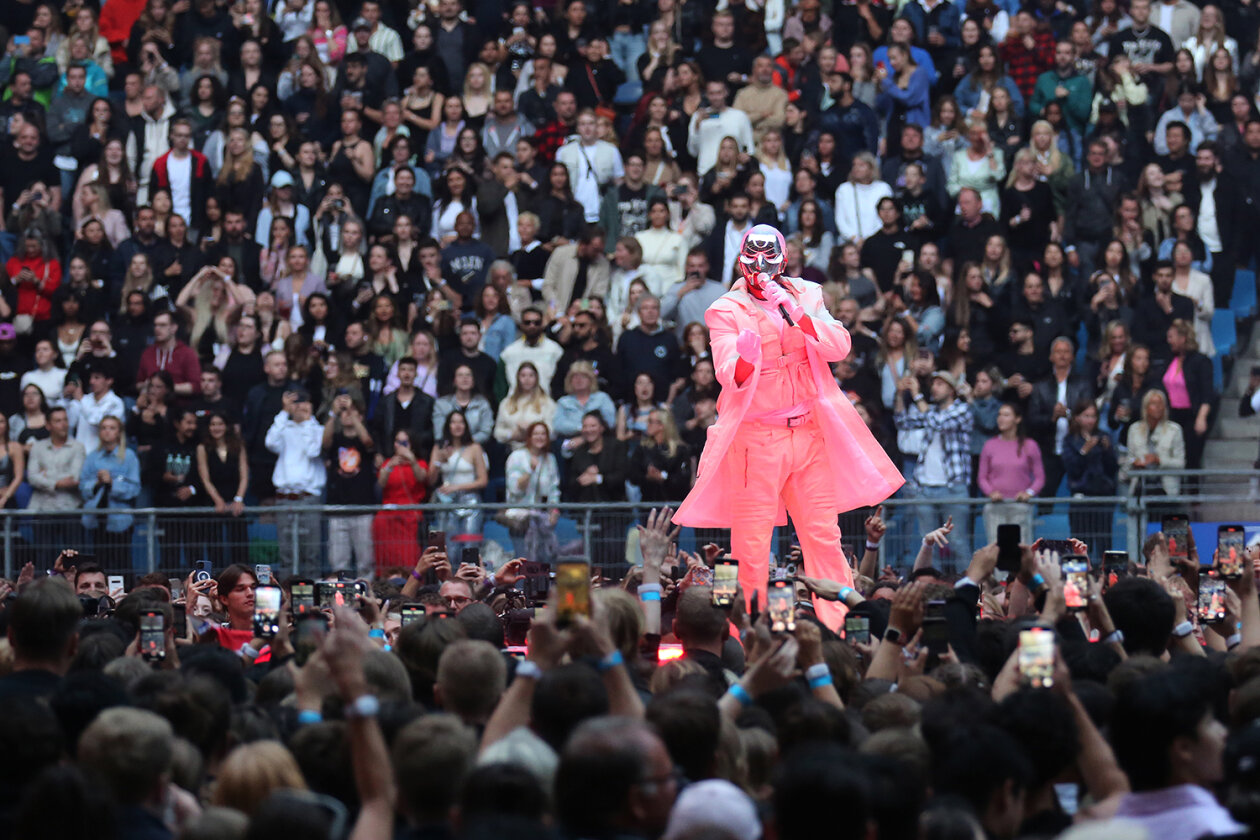The Weeknd – The Weeknd.