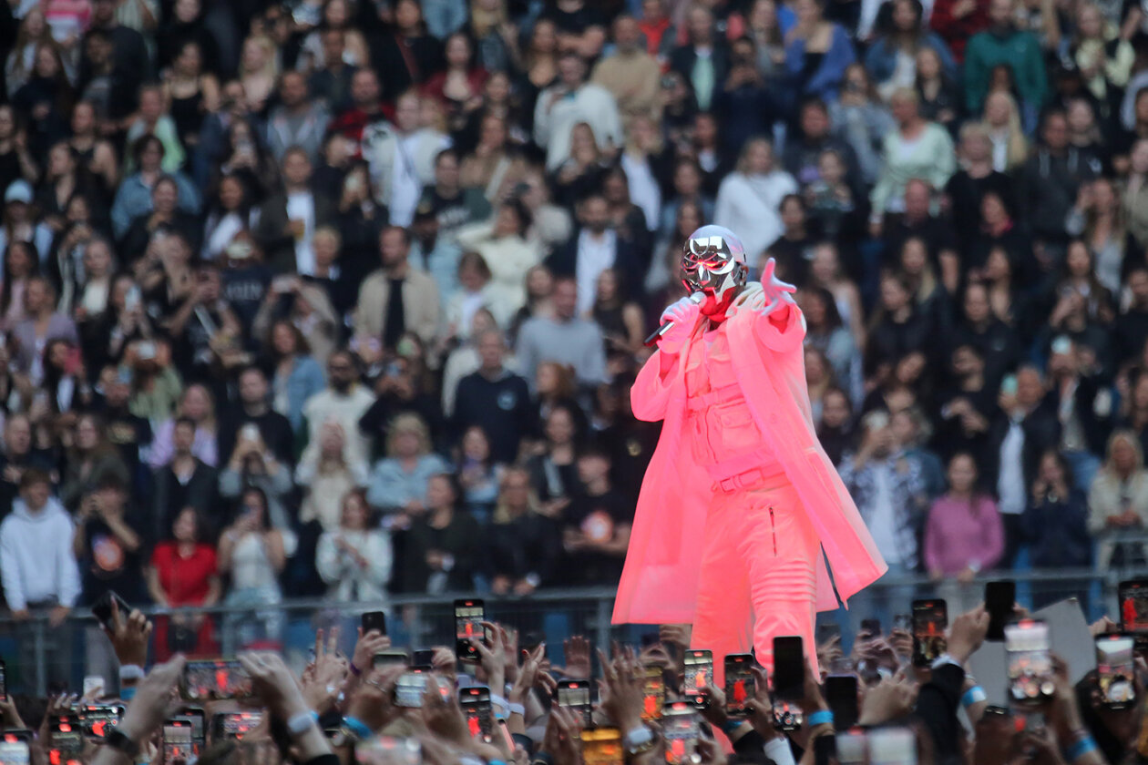 The Weeknd – The Weeknd.