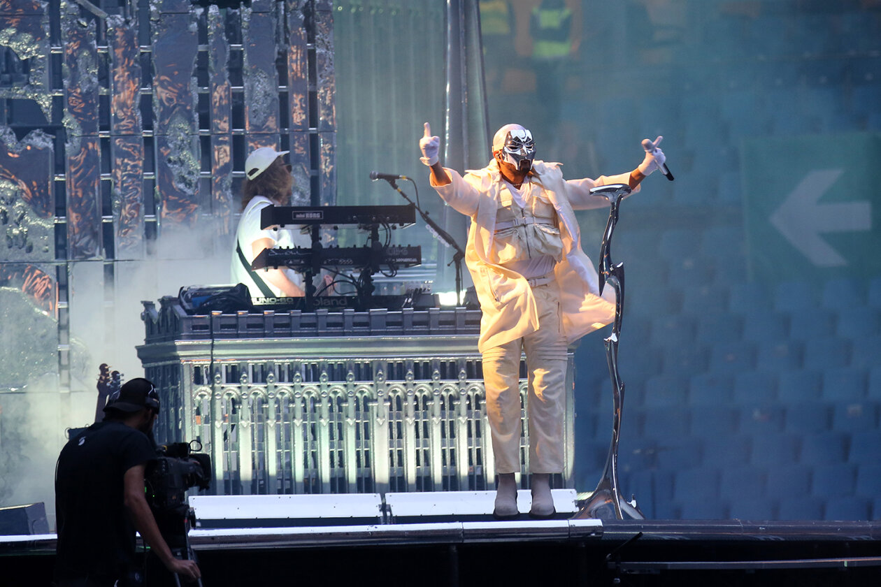 The Weeknd – The Weeknd.