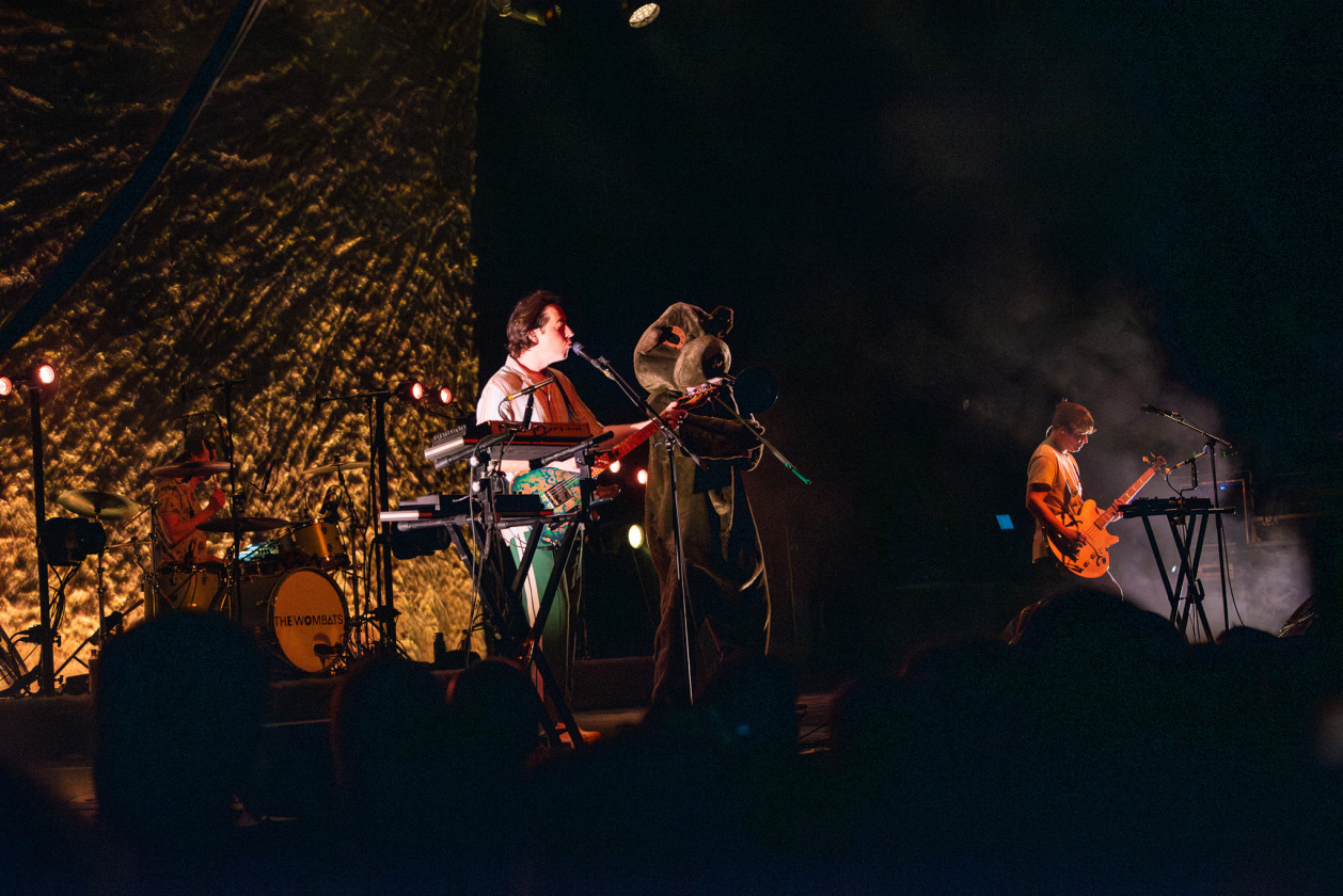 Die Indie-Pioniere mit ihrer aktuellen Platte "Oh! The Ocean" on tour. – The Wombats.