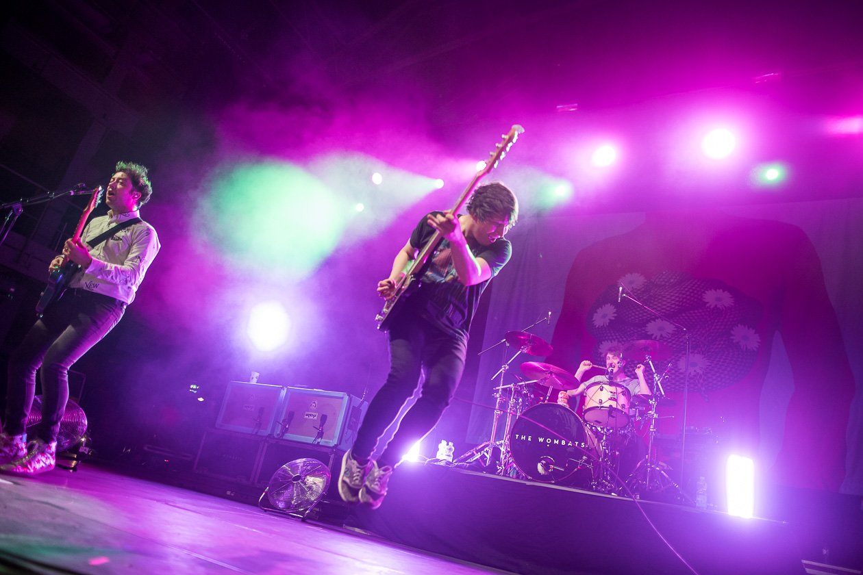 "Beautiful People Will Ruin Your Life". Mit der neuen Scheibe on tour. – The Wombats.