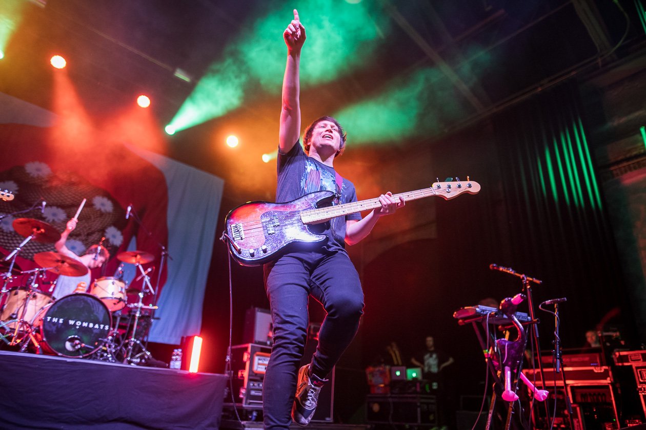 "Beautiful People Will Ruin Your Life". Mit der neuen Scheibe on tour. – The Wombats.