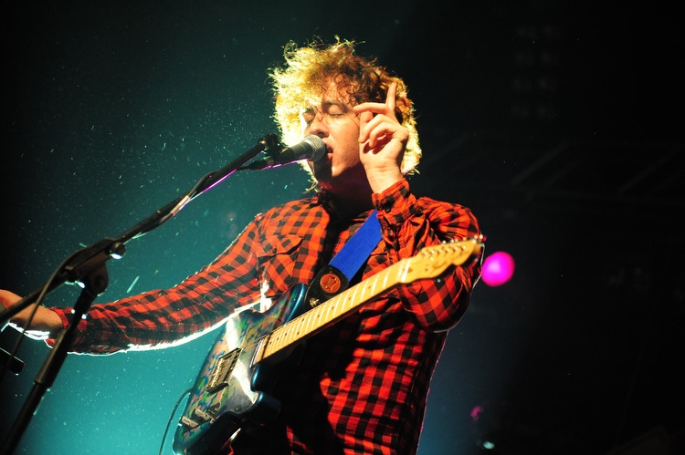 The Wombats mischen die Live Music Hall in Köln auf. – Matthew "Murph" Murphy