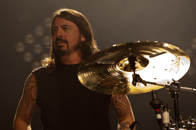 Them Crooked Vultures – Erster Auftritt auf deutschem Boden: Die Supergroup 2009 in München – ...Dave Grohl das Kommando. Gemeinsam ...