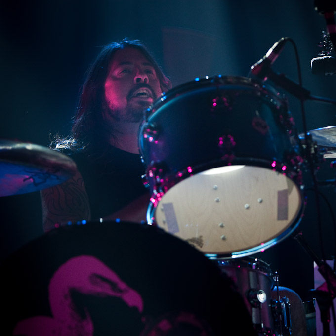 Them Crooked Vultures – Erster Auftritt auf deutschem Boden: Die Supergroup 2009 in München – ...Ende des Gigs hinterlassen glückliche Gesichter wo ...