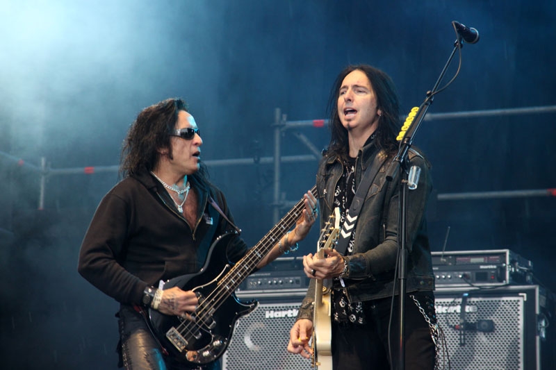 Mit Ricky Warwick am Mikro rocken die alten Säcke gut ab – Thin Lizzy