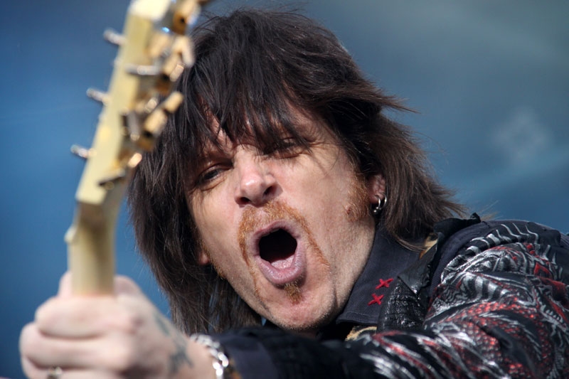 Mit Ricky Warwick am Mikro rocken die alten Säcke gut ab – Thin Lizzy