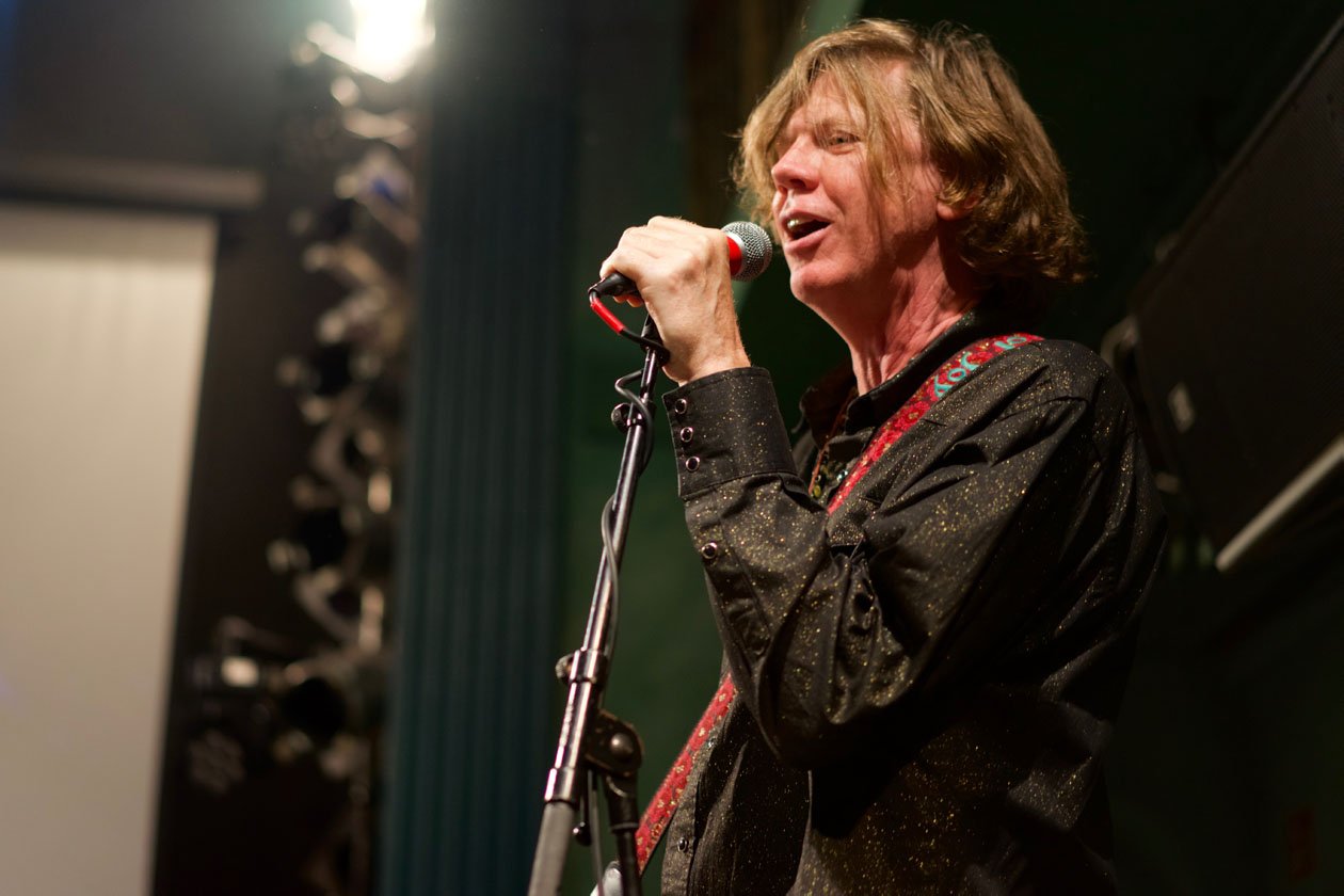 Der Ex-Sonic Youth mit Band auf Solotour. – Thurston Moore.