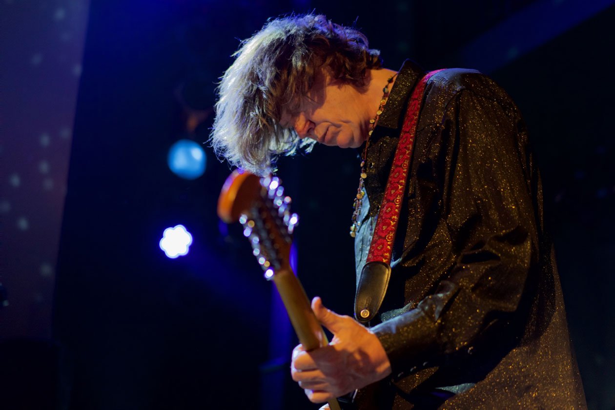 Der Ex-Sonic Youth mit Band auf Solotour. – Thurston Moore.