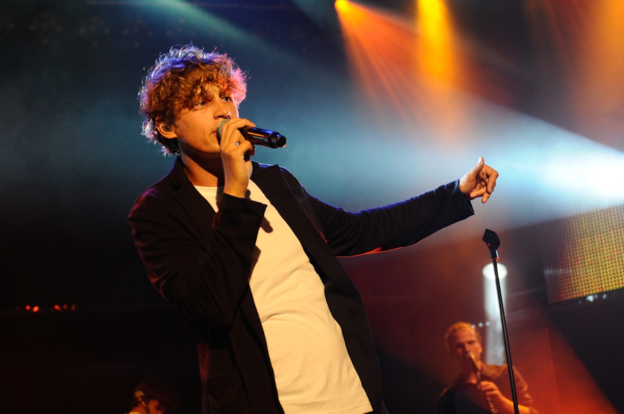 Tim Bendzko – Beim New Pop Festival 2011 rettete er die Damenwelt. – Tim rettet die Welt!?