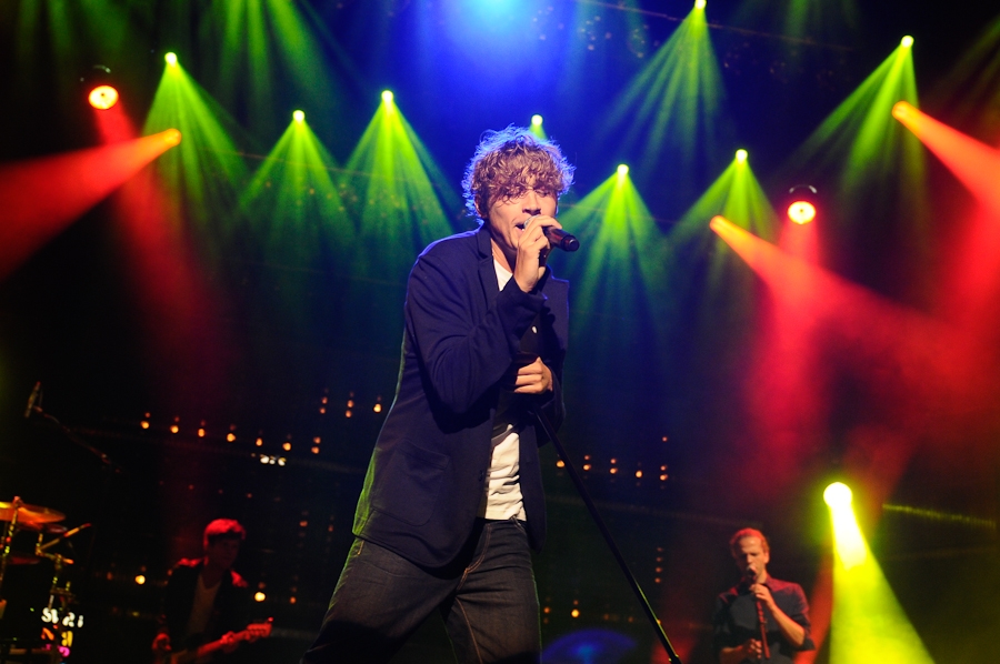 Tim Bendzko – Beim New Pop Festival 2011 rettete er die Damenwelt. – ... waren begeistert.