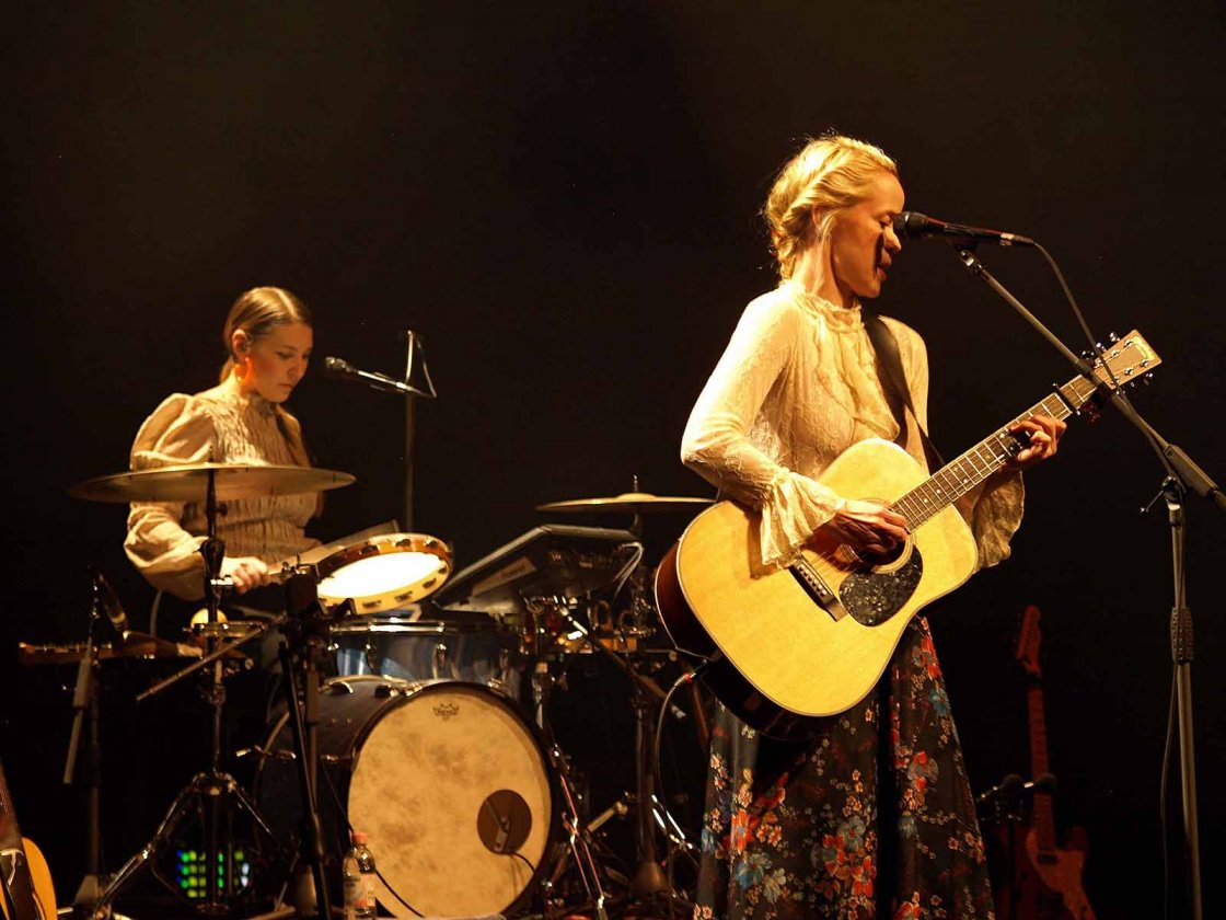 Gänsehaut pur im Darmstädter Staatstheater – Tina Dico.