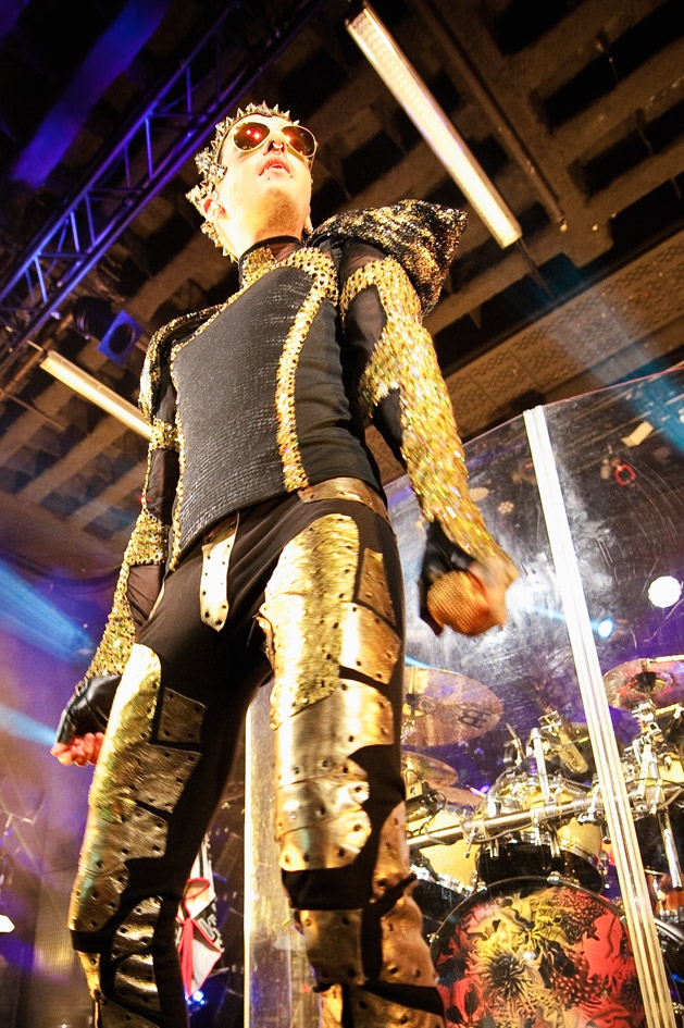 Tokio Hotel – Die Magdeburger im Gibson Club. – Nasenring.