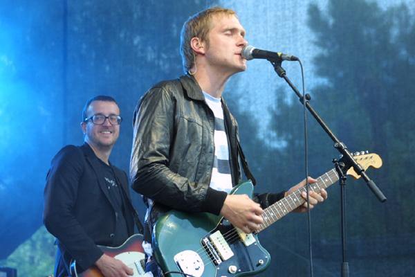 Tomte – Thees und Kollegen beim Monsters Of Spex 2005. – 