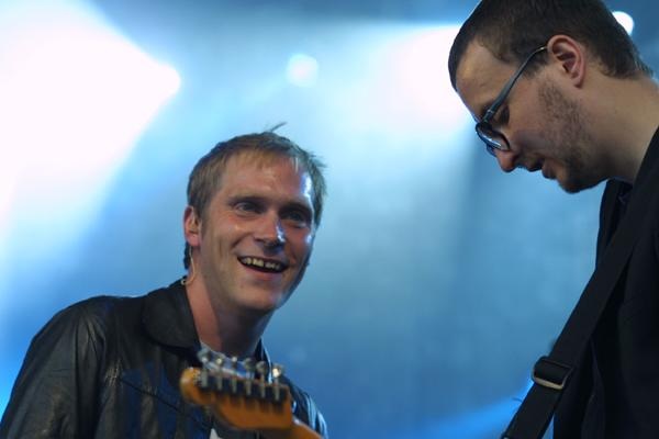 Tomte – Thees und Kollegen beim Monsters Of Spex 2005. – 