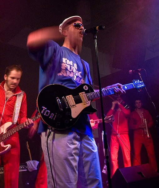 Toni L – Das Funkanimal in der Blechnerei Konstanz. – 