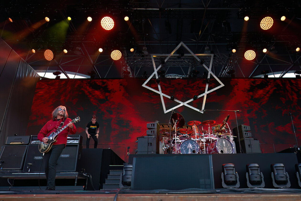 Tool – Tool.
