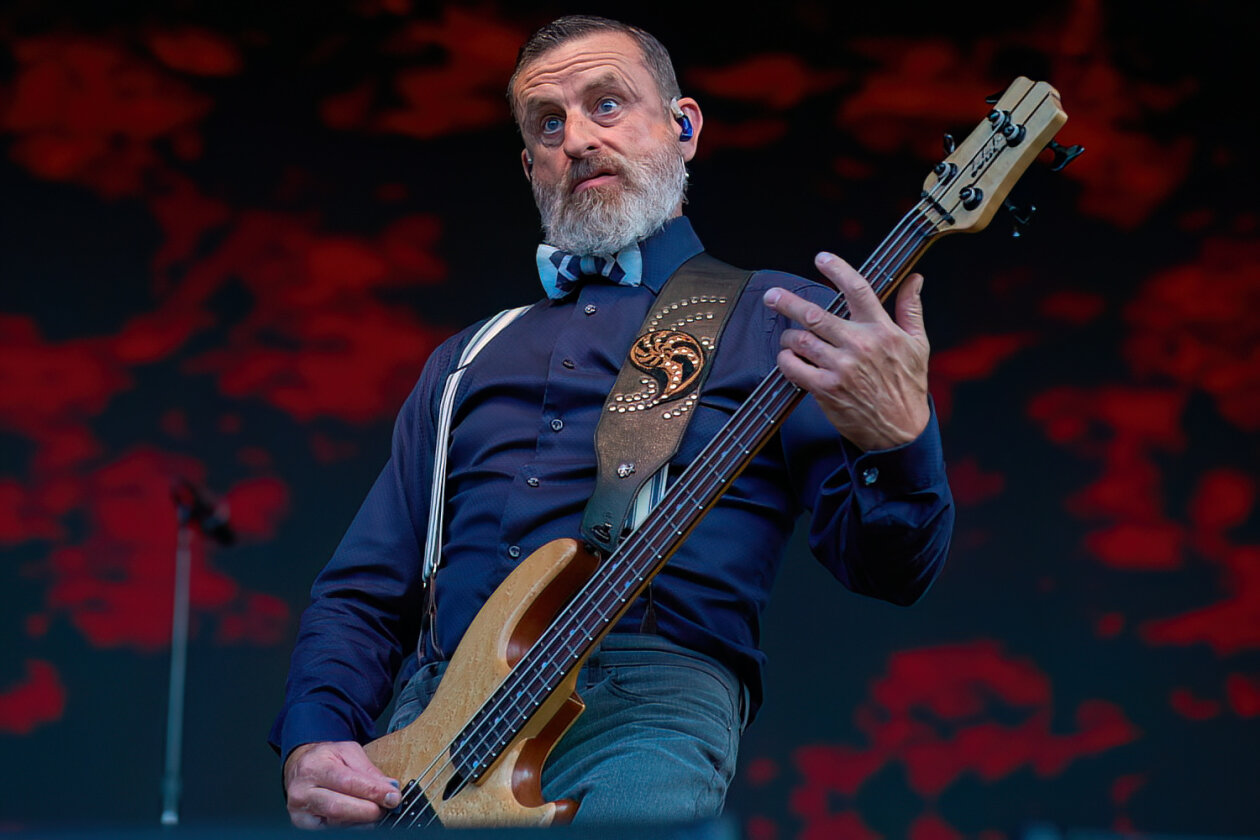 Tool – Justin Chancellor.