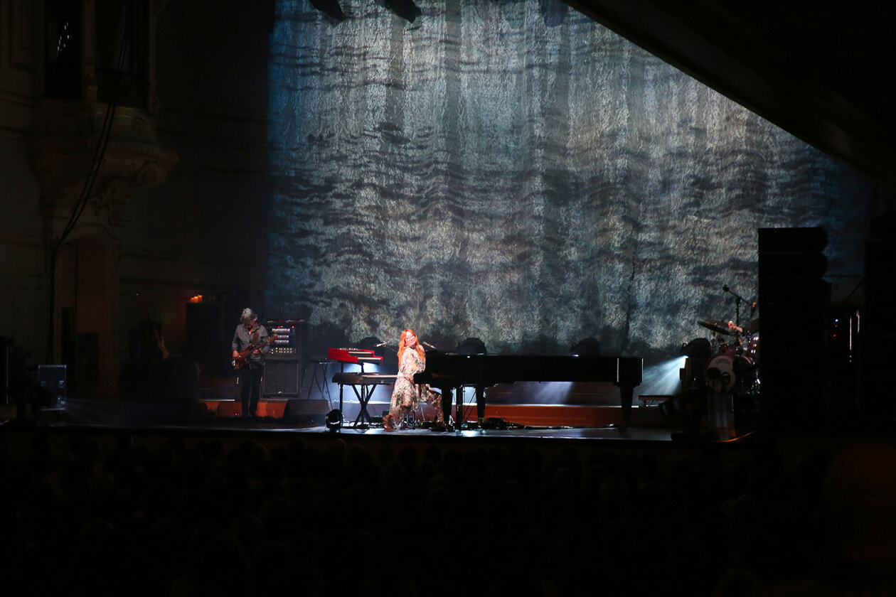 Tori Amos – Tori Amos.